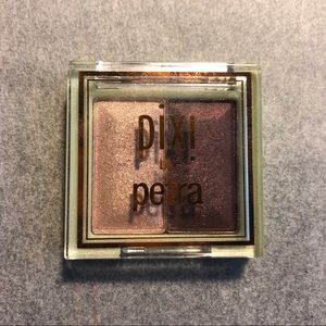 Pixi by Petra mineral shadow duo